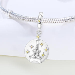 Colgante de la Torre Eiffel brillante de cobre blanco, muy vendido, accesorio de pulsera DIY de moda de lujo discreto para mujer - Product Image 2
