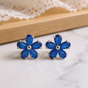 Boucles d'oreilles à fleurs pour femmes, plaquées argent, en cristal et strass, bijoux de fête, romantiques, à la mode, en alliage - Product Image 2