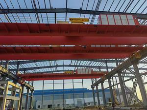 Grúa de Techo para Talleres de Fabricación Mecánica, Ensamblaje Automotriz y Plantas de Producción de Equipos Pesados - Product Image 1