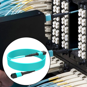 Échantillon Gratuit Câble de Brassage <span class=keywords><strong>Fibre</strong></span> <span class=keywords><strong>Optique</strong></span> MPO/MTP vers MPO 12 Fibres Femelle OM3 Multimode Type B Polaire Aqua pour Transcepteurs QSFP+ - Product Image 1