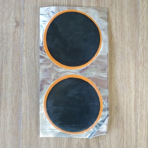 2025 <span class=keywords><strong>prix</strong></span> d'usine chambre à air vulcanisation Patch outil de réparation de pneus patchs froids en caoutchouc - Product Image 4