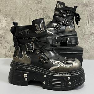 Scarpe da <span class=keywords><strong>uomo</strong></span> 2025 primavera stivali corti con suola spessa in altezza, alla moda stivali alti in pelle - Product Image 3