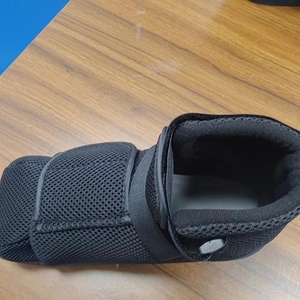 Sepatu fungsional, sepatu medis nyaman untuk kaki bengkak, sepatu terapi <span class=keywords><strong>diabetes</strong></span> untuk mengurangi risiko kerusakan kulit