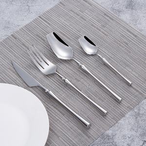 4psc Set Tableware Black Spoon Fork and Knife Rose Gold Cutlery Flatware Set Wedding Hotel Dinnerware Dining <b>Table</b> Set - Product Image 3