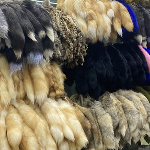 Porte-clés pendentif queue de renard véritable 40 cm, breloque pour sac à main, décorations pour sacs à dos et sacs à main pour femmes - Product Image 3