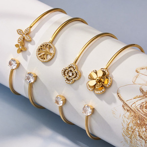 Pulsera de Zirconia Life Tree con Diseño de Mariposa para Mujer, Joyería Personalizada Abierta y Ajustable, Banda de Acero Inoxidable Chapada en Oro de 18K - Product Image 3