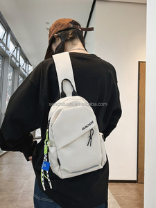 Sac messager D2037 pour homme et femme, petit sac à dos bandoulière, sac de poitrine, sacoche plate légère pour le sport et la moto, fabriqué au Zhejiang - Product Image 1