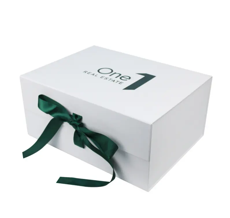 Scatola regalo di abbigliamento pieghevole di fascia alta con Logo personalizzato con nastro di lusso camicie da sposa scarpe magnetiche scatola di imballaggio vestiti per bambini