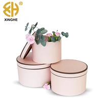 Boîtes cadeaux cylindriques élégantes en papier recyclable, boîtes rigides avec logo en UV/estampage à chaud, ensemble cadeau personnalisable