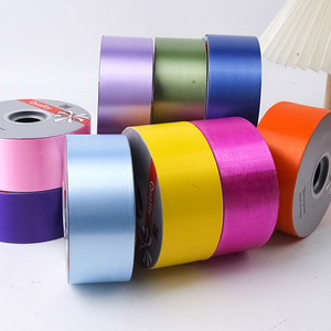 Christmasplastic Poly PP bóng nhựa <span class=keywords><strong>Ribbon</strong></span> <span class=keywords><strong>Ribbon</strong></span> Polypropylene <span class=keywords><strong>Ribbon</strong></span> cho món quà lễ hội Giáng sinh - Product Image 1