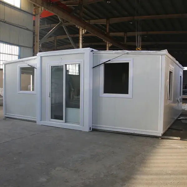 China prefabricated 20 40ft home luxury 3 bedroom expandable container house with custom service