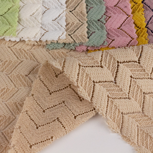 ผ้าถักเจอร์ซีย์แจ็คการ์ดคุณภาพสูง 230 แกรม 98% โพลีเอสเตอร์ 2% สแปนเด็กซ์ ยืดได้ เหมาะสำหรับชุดผู้หญิง - Product Image 2