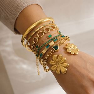 Bracelet en acier inoxydable plaqué or 18 carats avec zircon vert, ajustable, bijoux - Product Image 1