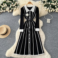 Robe midi décontractée pour femme WIWT, élégante, en tricot, coupe trapèze, col contrastant, manches longues, taille nouée, boutons décoratifs, pour tous les jours