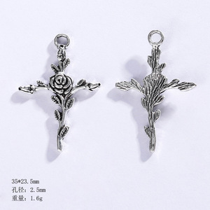 Nuevo Colgante de Calavera Gótica con Cruz, Accesorios de Aleación de Araña de Estilo Moderno, Venta al por Mayor Premium, DIY Unisex - Product Image 2