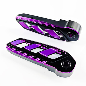 Repose-pieds arrière CNC Qiangye pour moto XMAX300, pédales pliables antidérapantes, pièces de modification - Product Image 2