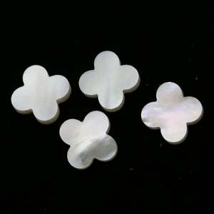 Piedra preciosa de madre perla, piedra de trébol de cuatro hojas para colgante de pulsera DIY - Product Image 4