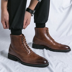 Nouvelles bottes en daim colorées de grande taille pour hommes, style classique rétro, bottes mi-hautes en PU, style brogue - Product Image 4