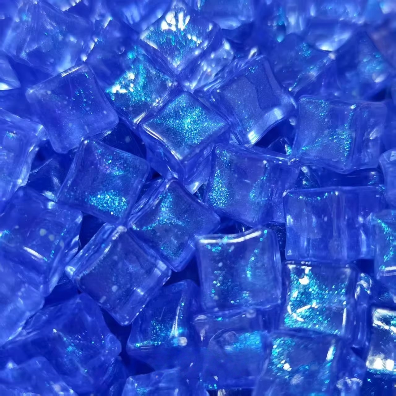 bleu foncé lumineux 1