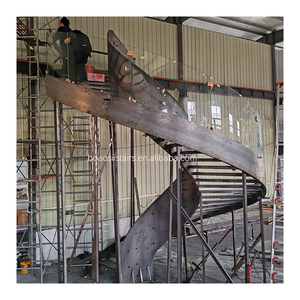 Foshan Escalier incurvé de style au design moderne, balustrade en verre à poutre en acier, marche en bois pour appartement, fabriqué <span class=keywords><strong>par</strong></span> un producteur d'escaliers - Product Image 6