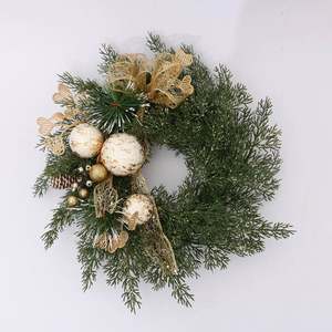 Wholesale Green PE Christmas <b>Wreath</b> With Gold <b>Decorations</b> Artificial Handmade Decorative Indoor Christmas <b>Wreath</b> - Product Image 5