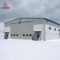 Nave Industrial Prefabricada de Acero de Gran Envergadura, Fábrica de Procesamiento Industrial, Planta de Producción con Estructura Metálica Anticorrosiva