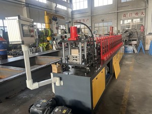 Máquina Perfiladora de Láminas para Puertas Corredizas de Acero Galvanizado Más Popular en Europa, Cortinas y Tirantes Planos - Product Image 3