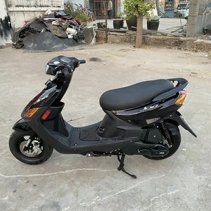 Scooter à essence Yamaha JOG 100 d'<span class=keywords><strong>occasion</strong></span> |   Moped d'<span class=keywords><strong>occasion</strong></span> fiable de 100 cm3, moto économique pour les trajets en ville - Product Image 4