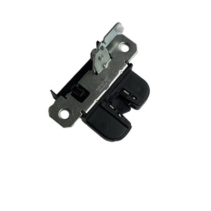 Bloqueo de Maletero Volkswagen 6Q6827505 Negro, Pieza de Repuesto para Compartimento de Equipaje - Product Image 2