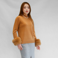 Pull en laine élégant et léger pour femmes, avec poignets en fourrure de renard véritable, pull d'hiver en tricot sans couture