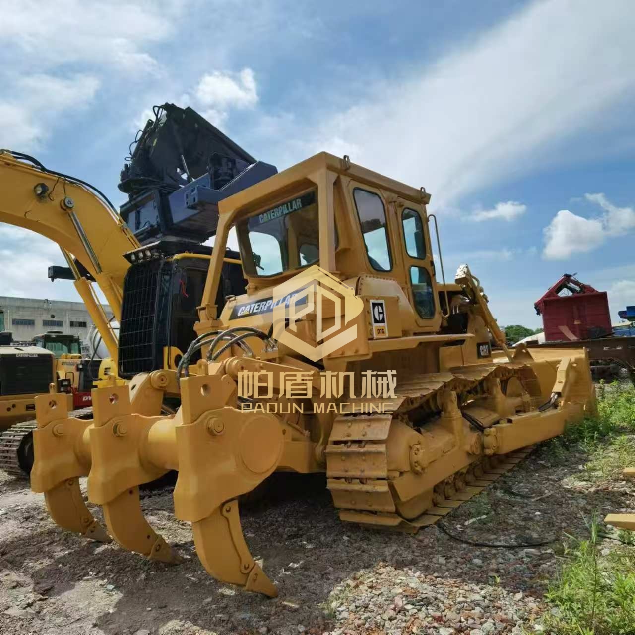Сверхмощный Подержанный бульдозер CAT D7G с лесной лебедкой используется оригинальная гусеница D4C D5K D6r D7G со стоковой лебедкой для продажи