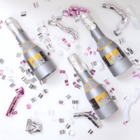 Lumières magiques Funny Foil Mini Bottle Confetti Popper Perfect Party Celebration & Special Event Party Decoration Supplies