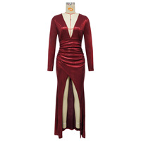Robe de soirée longue métallisée brillante à manches longues pour femme, col en V profond, fente latérale froncée, moulante, pour occasions formelles
