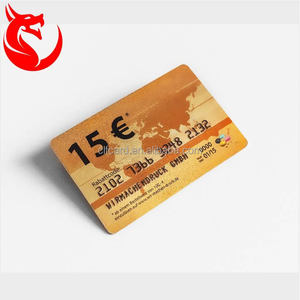 Carte PVC VIP de luxe avec impression sur soie dorée, carte de visite professionnelle imprimée en offset avec dorure à chaud - Product Image 4