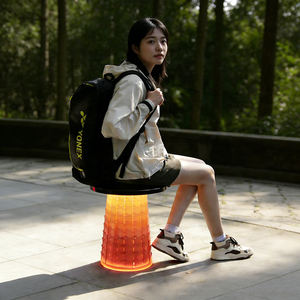 Sgabello Telescopico Pieghevole Portatile Arcobaleno con LED Luminoso, Sedia Ultraleggera Retrattile per Campeggio, Escursionismo, Giardino e Pesca - Product Image 1