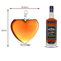 Unique Luxury Whisky Bottle Heart Shaped Bottle Glass Whisky Decanter Set