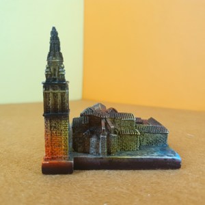 Witt Resina Artesanía Decoración del hogar Edificio <span class=keywords><strong>Santo</strong></span> <span class=keywords><strong>Domingo</strong></span> De La Calzada Modelo Manor Turismo Recuerdos y Castillo para turistas - Product Image 6