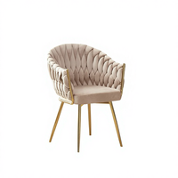 Chaises de salle à manger en tissu et métal tendance et élégantes, dossier rembourré en peluche, mobilier de luxe léger pour la maison, sièges de salle à manger haut de gamme pour hôtel et loisirs