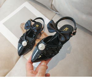 Sandalias de Princesa con Lazo en Punta Versátiles para Niñas, Estilo Veraniego, Sandalias Planas de Moda para Niños - Product Image 4