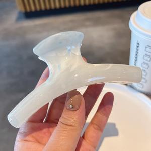 Nouvelle Pince à Cheveux Courbée Style Français, Élégante en Résine, Bijou de Tête Quotidien pour Femme, Accessoire en Plastique - Product Image 4