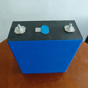 MB31 314ah 3,2 V Lifepo4 Batería de almacenamiento de energía 314ah Lifepo4 Cell Energía solar Lifepo4 Batería para ESS - Product Image 1