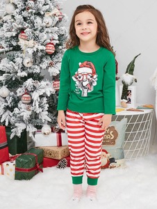 Conjunto de Pijamas Navideños Familiares Personalizados, Camiseta Verde, Pantalones a Rayas Rojos y Blancos con Cintura Elástica, Ropa de Dormir POD, 1 Pieza - Product Image 4