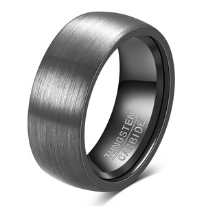 Anillo de Acero de Tungsteno de Dos Tonos de 8 mm, Acabado Esmerilado en Oro Negro, Anillo de Boda para Hombre, Diseño Geométrico Minimalista - Product Image 5