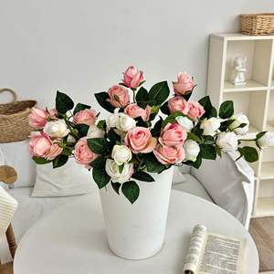 Bouquet de roses artificielles en soie, haute simulation, pour mariage et décoration intérieure - Product Image 1