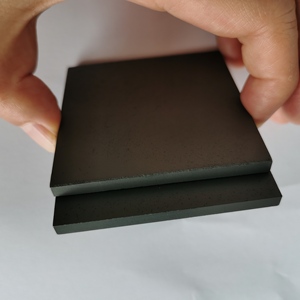 Carreaux en <span class=keywords><strong>carbure</strong></span> <span class=keywords><strong>de</strong></span> <span class=keywords><strong>bore</strong></span> B4C incurvés simples et multicourbes personnalisés plaque <span class=keywords><strong>de</strong></span> céramique plate hexagonale carrée pour le soudage - Product Image 2