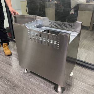 Chaohongsheng Châssis d'armoire métallique découpé au laser, traitement sur mesure de plaques en acier inoxydable, aluminium, fer, cuivre 08 - Product Image 1