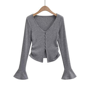 Costume décontracté sur mesure cardigan tricoté col en V coupe ajustée court <span class=keywords><strong>femme</strong></span> haut <span class=keywords><strong>pantalon</strong></span> <span class=keywords><strong>évasé</strong></span> <span class=keywords><strong>pantalon</strong></span> décontracté costume - Product Image 2