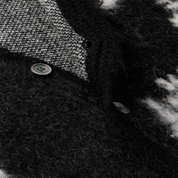Vente en gros de vêtements d'hiver chauds et personnalisés en tricot noir et blanc cardigan unisexe en tricot jacquard mohair pelucheux pour femme