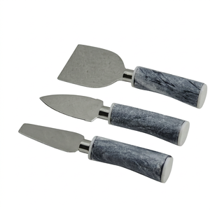 Ensemble de 3 couteaux à fromage modernes en acier inoxydable poli miroir avec manche en résine, écologiques, pour la vente en gros, pour droitiers - Product Image 1