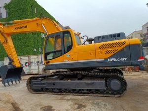 Excavatrice sur chenilles Hyundai 305 LC-9T d'occasion, 31 tonnes, modèle 2023, avec moteur et roulements d'origine, prix bas en promotion - Product Image 6